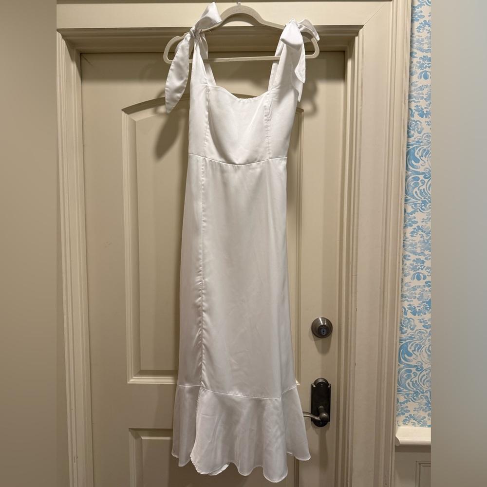 Show Me Your MuMu White Tie Dress